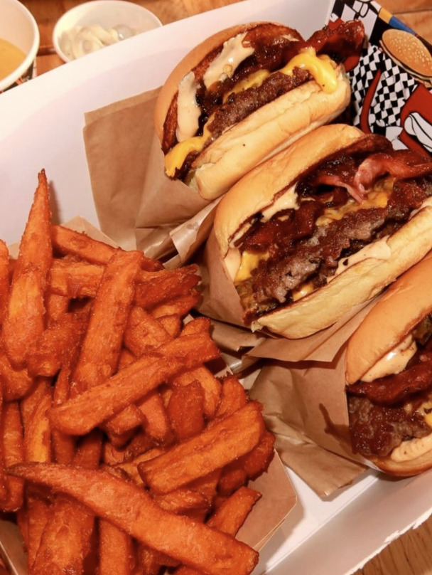 HANDMADE BURGER